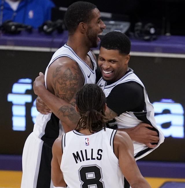 纽卡斯尔联 纽卡斯尔联