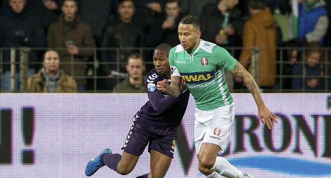 可以帮助他 可以帮助他