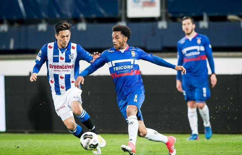 场比赛的第 场比赛的第