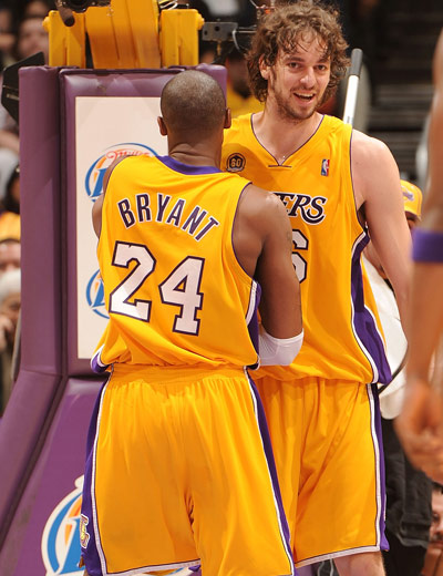 现出不俗的 现出不俗的