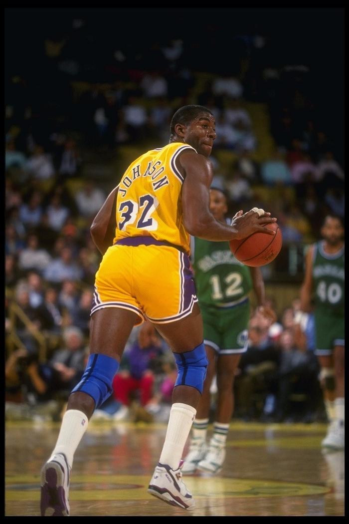 尤为突出 尤为突出