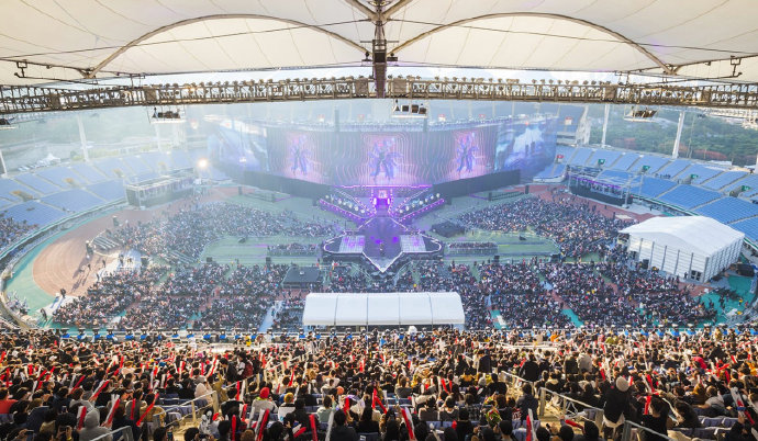 他写下三条 他写下三条